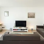 Charming Newly Refurb 2-Bed 2-Bath Entire Apartment With Ac Near Hyde Park, Paddington, Nottinghill And Kensington In Zone 1 Central London